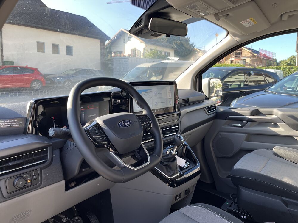 Ford Transit Custom, Transit Custom 320 L1 Nugget Titanium Aufstelldach