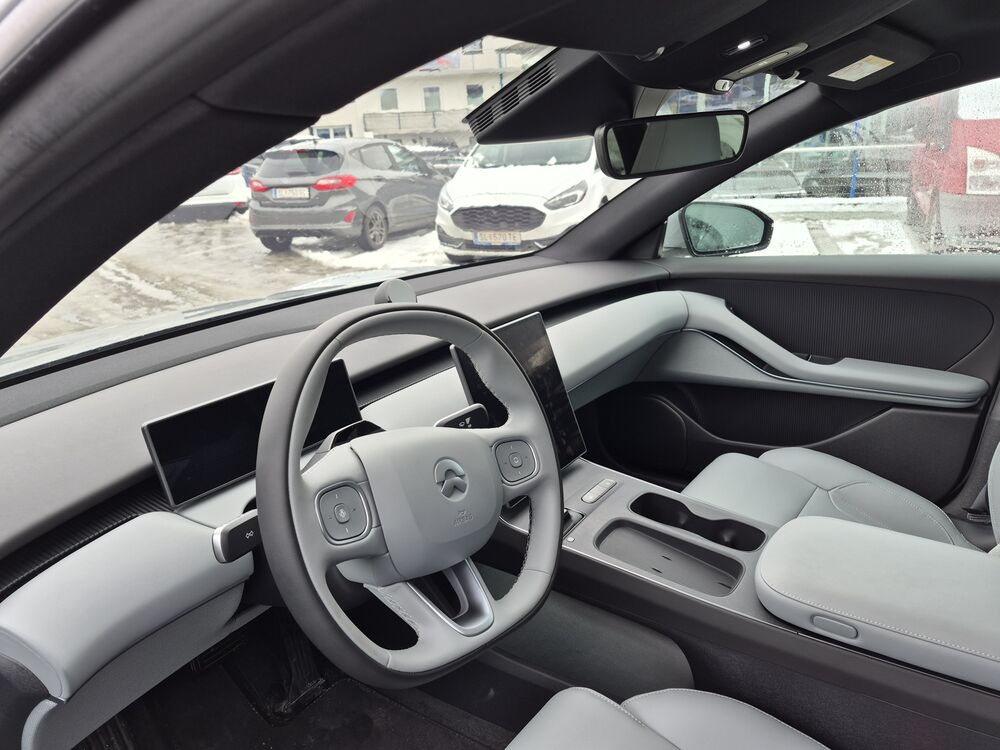 NIO ET5, ET5 Touring Long Range