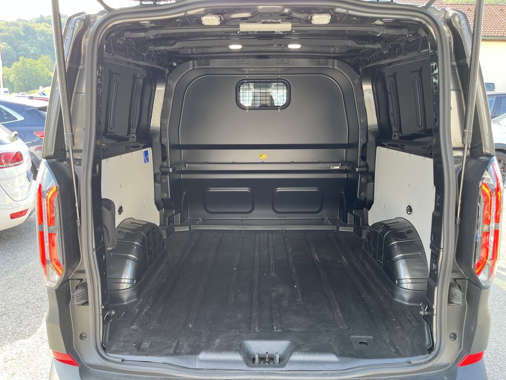Ford Transit Custom, Transit Custom 320 L2 Trail Doppelkabine AWD