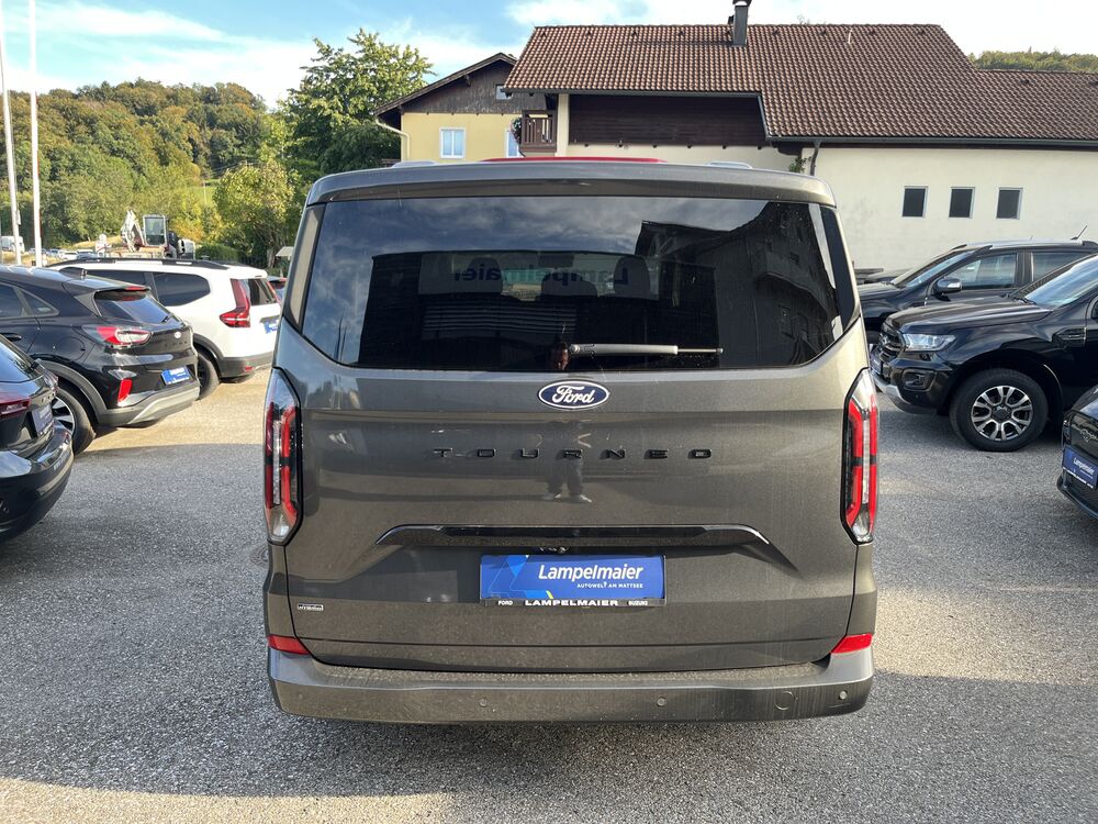 Ford Tourneo Custom, Tourneo Custom Titanium 2.5 PHEV 340 L1