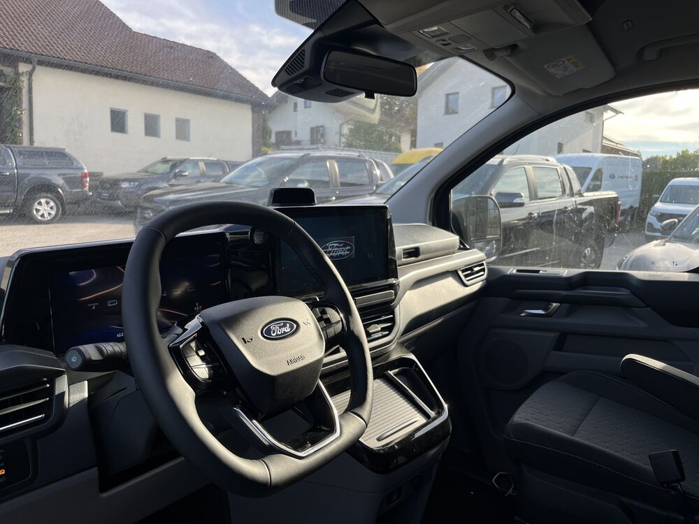 Ford Tourneo Custom, Tourneo Custom Titanium 2.5 PHEV 340 L1