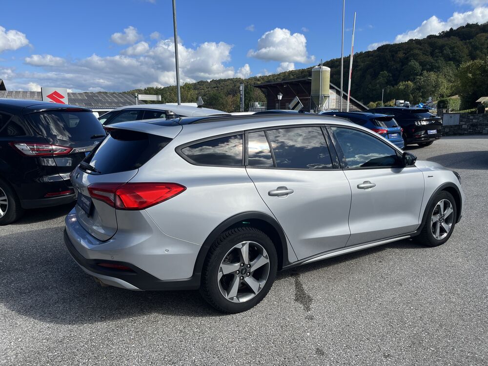 Ford Focus, Focus Active Traveller