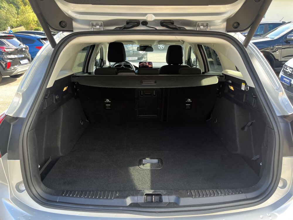 Ford Focus, Focus Active Traveller